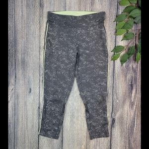 Oysho Fitness Gray Mint Green Mesh Athletic Crop Leggings